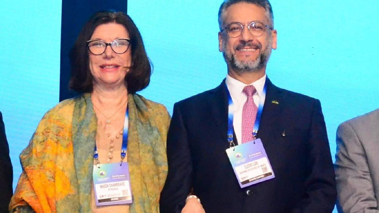 Presidente da Petrobras reconhece liderança de Clécio na defesa do petróleo do Amapá