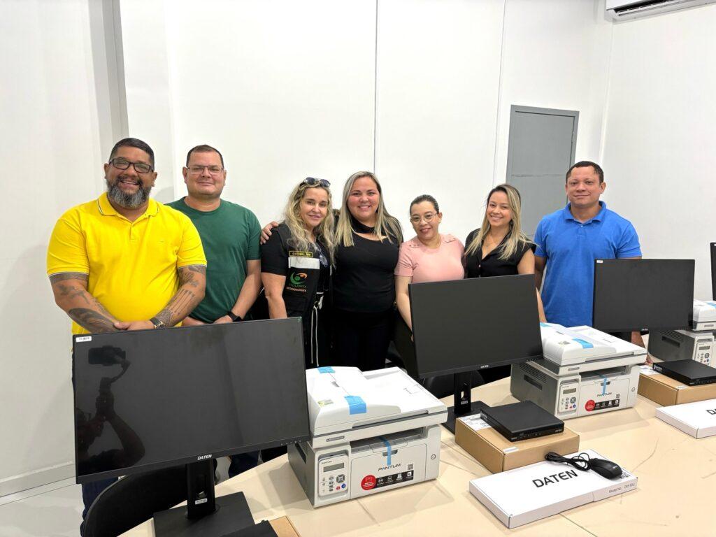 Santana recebe equipamentos da Fiocruz para fortalecer a vacinação