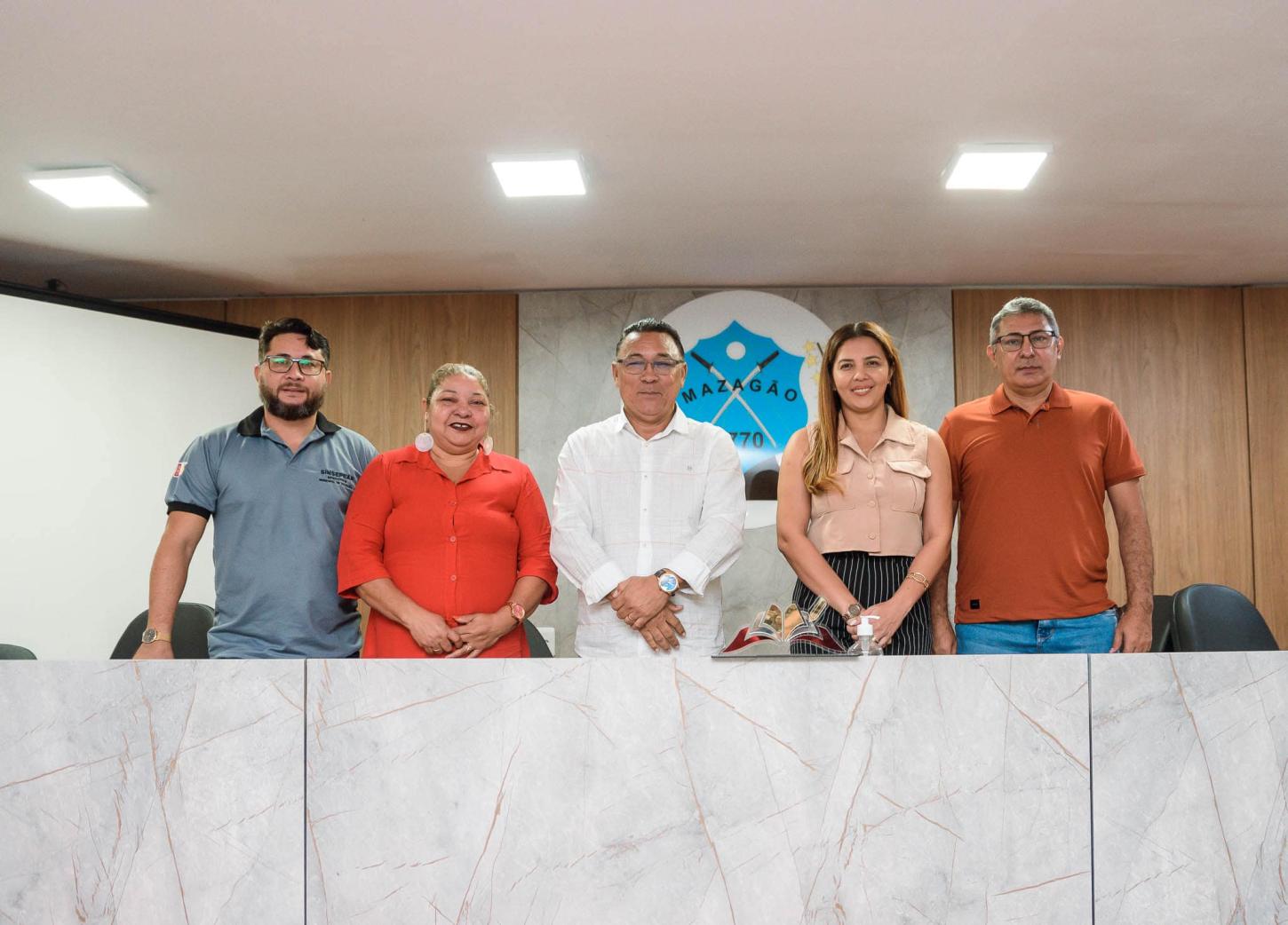 Mazagão: Chico Nó destaca diálogo com educadores e compromisso com valorização