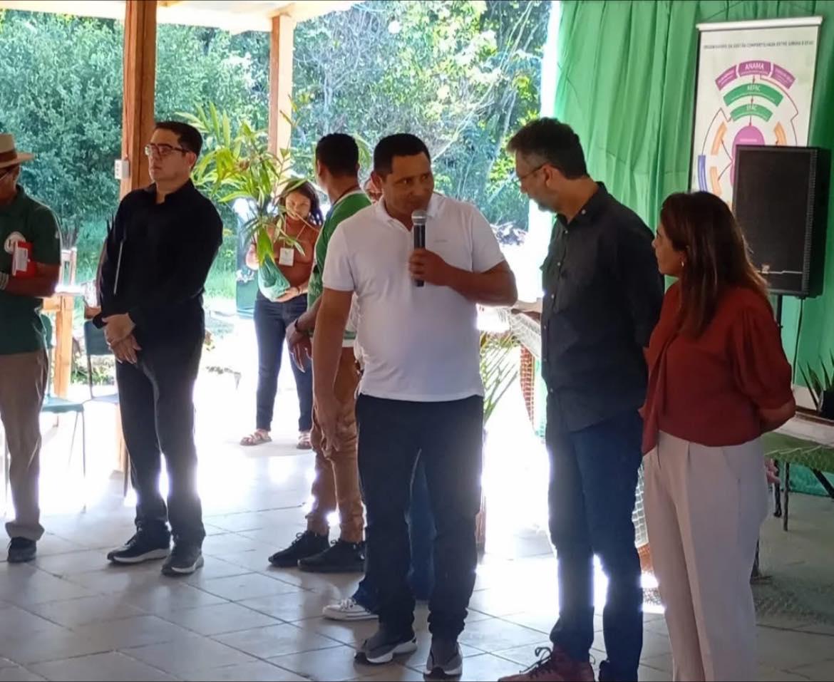 Prefeito em exercício acompanha governador em visita à Escola Agrícola do Carvão