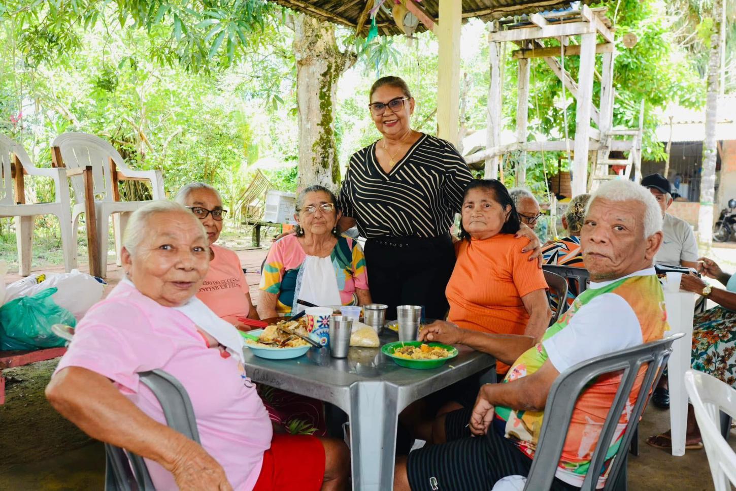 Mazagão promove semana de atividades para idosos da Vila Queiroz