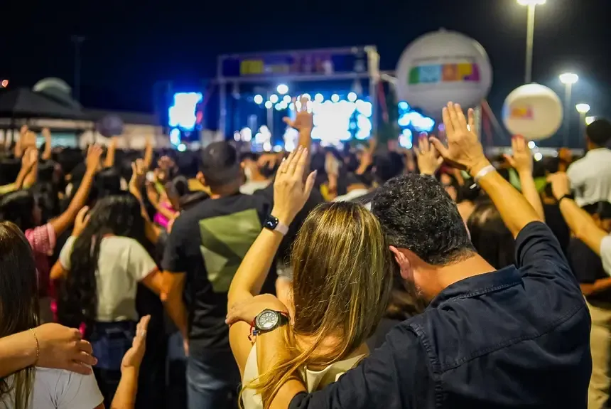 Retirão reúne milhares de fiéis em Macapá e celebra a cultura gospel