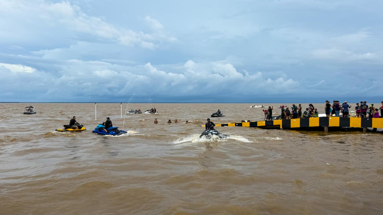 Rampa do Araxá: embora pública, não foi feita para pés descalços