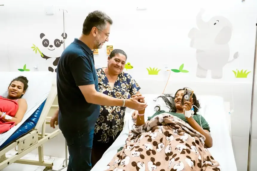 Saúde reforçada no Jari: governador Clécio entrega hospital revitalizado e novos serviços