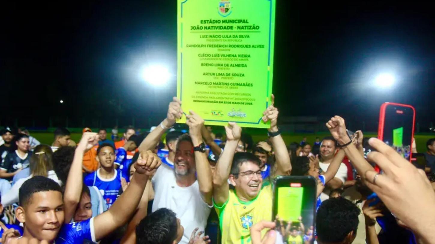 Em Oiapoque: governador Clécio e senador Randolfe reinauguram estádio Natizão