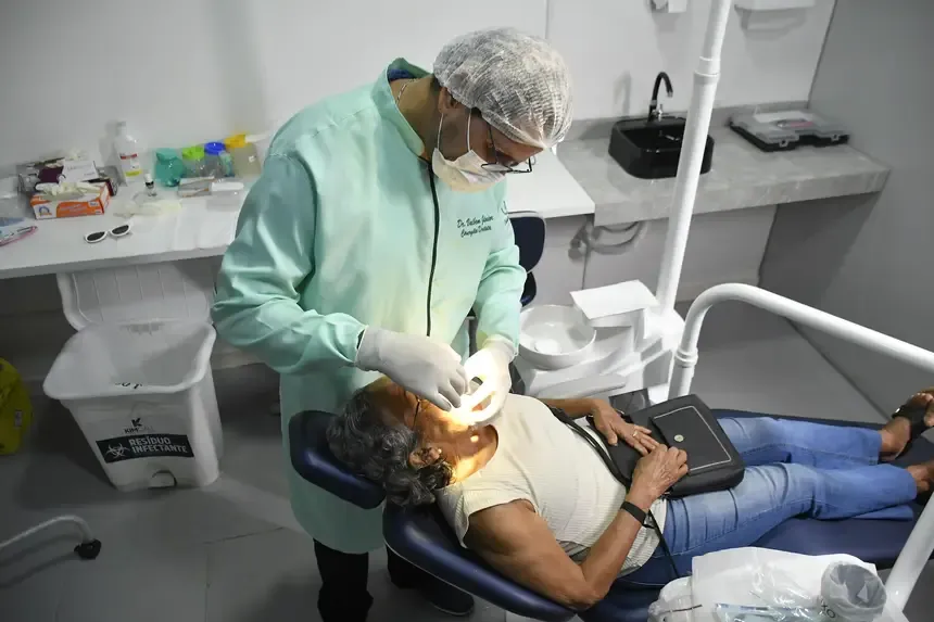 Parceria em Santana: Mais Sorriso amplia acesso à saúde bucal com próteses