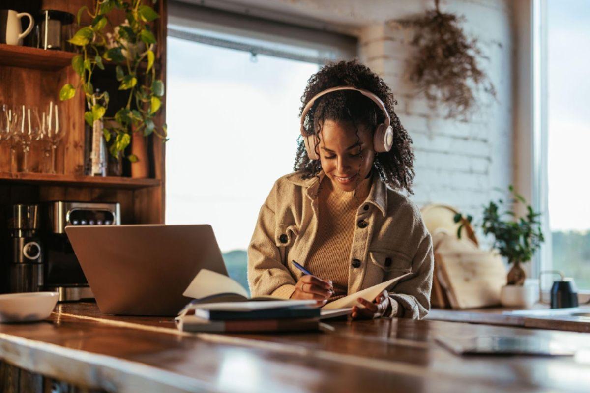 Ensino a Distância Integral: a presença física volta a ser prioridade na graduação