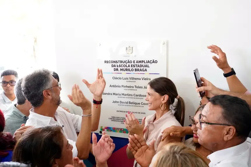 Em Mazagão: governador Clécio Luís entrega Escola Murilo Braga totalmente reconstruída