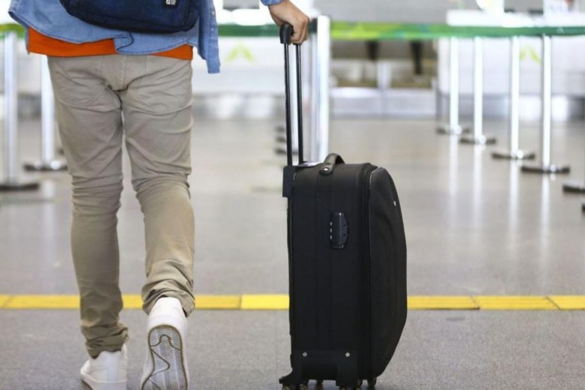 Férias: Justiça do Amapá orienta sobre viagem de menores