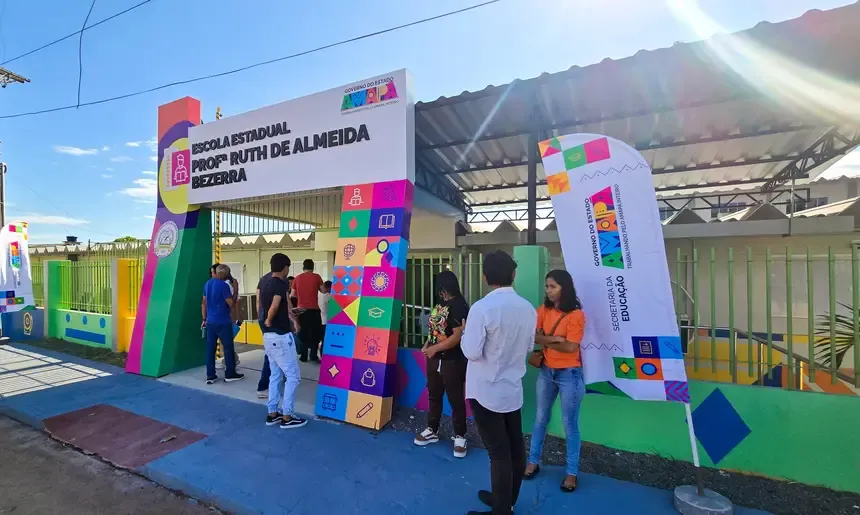 Clécio Luís entrega Escola Ruth Bezerra revitalizada e reforça compromisso educacional