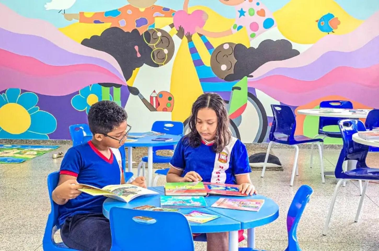 Alfabetização no Amapá rende a Clécio Luís comenda inédita do Senado