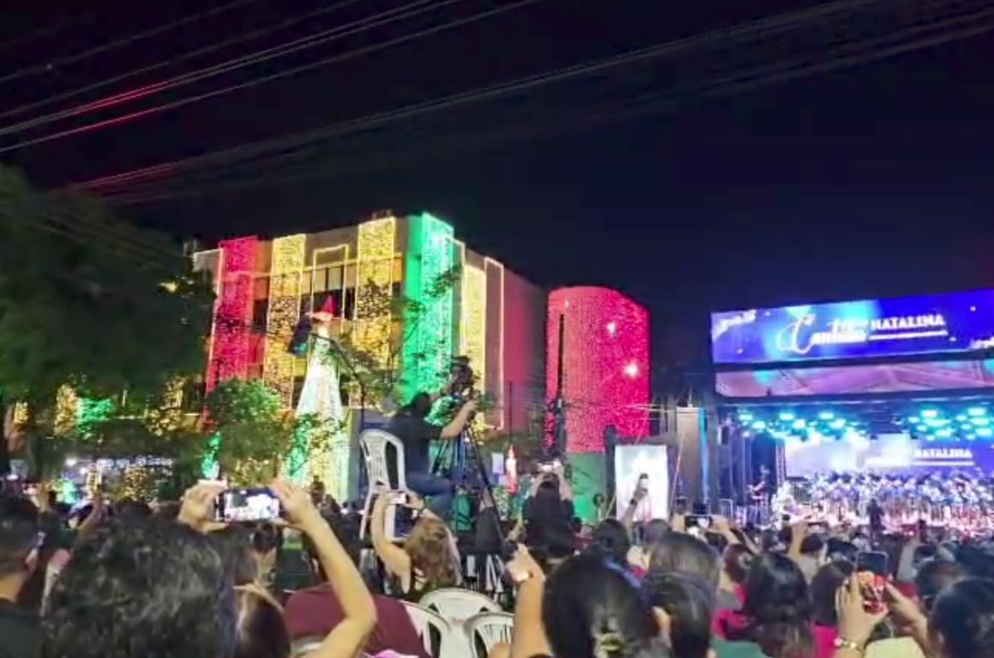 Acender das luzes e Cantata do TJAP reúne multidão na FAB; assista o vídeo