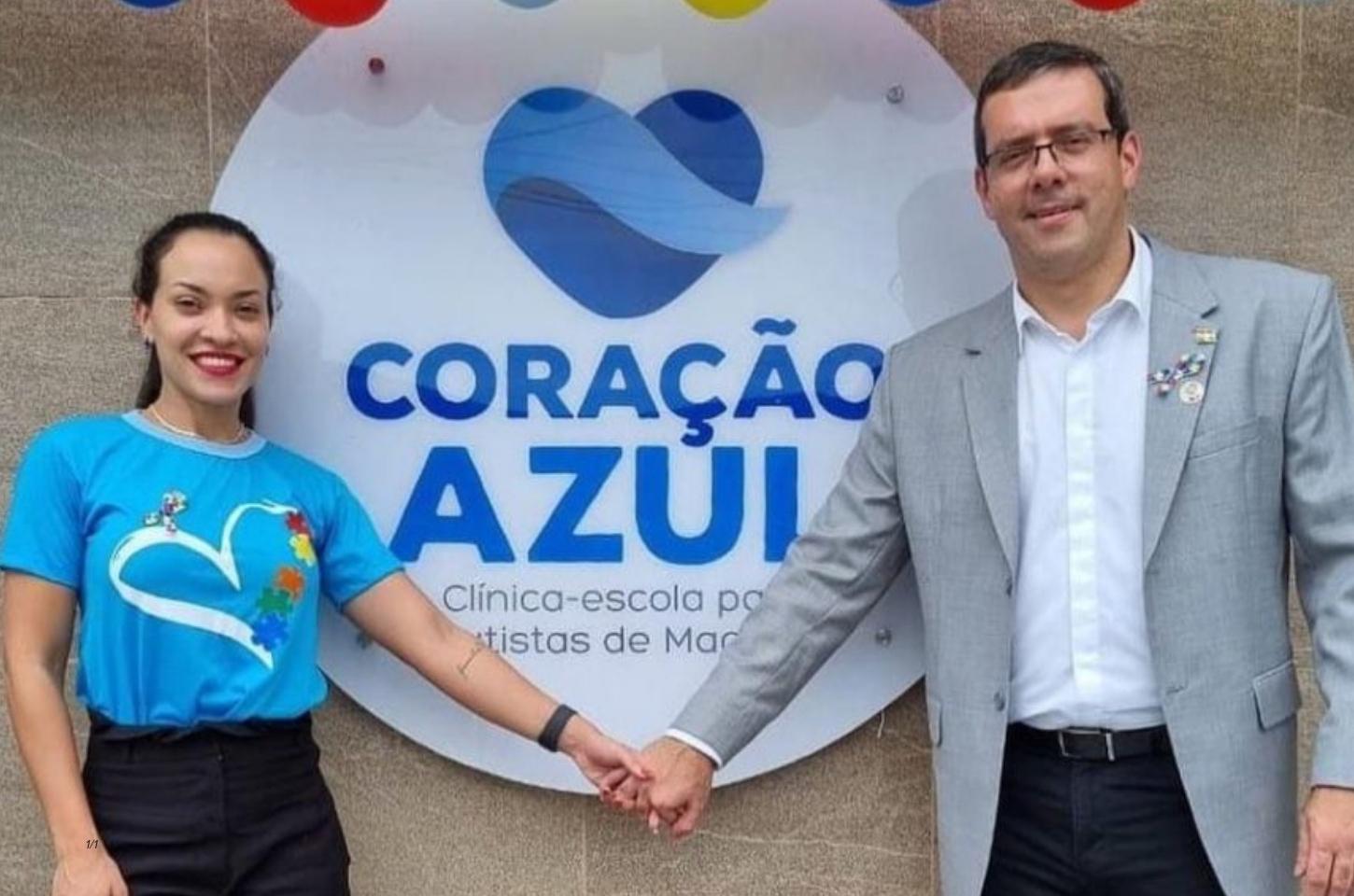 Discurso de apoio ao autismo contrasta com carta que denuncia abandono