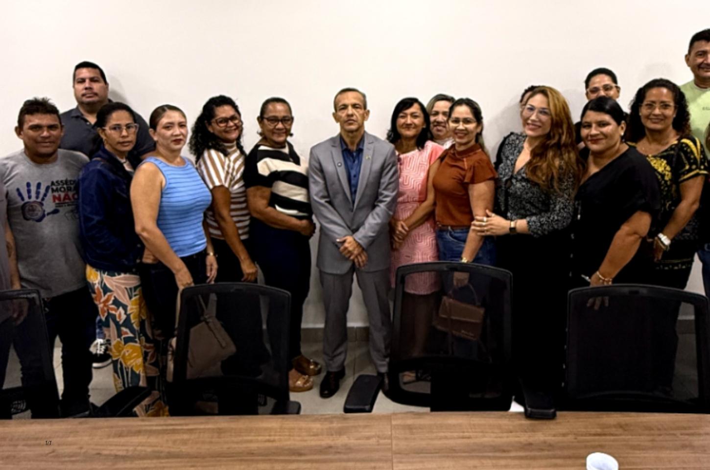 Reunião na prefeitura de Macapá expõe atraso de seis parcelas da merenda escolar