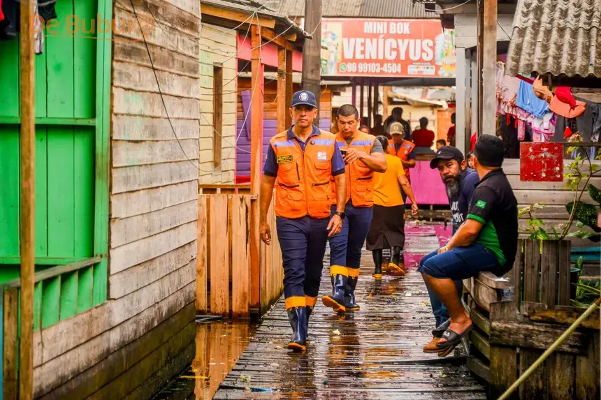 Chuvas provocam alagamentos e mobilizam Estado e Prefeitura em Macapá