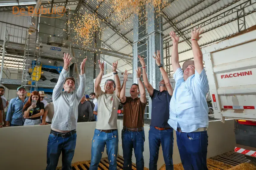 Clécio entrega 672 hectares e inaugura maior armazém de grãos do Amapá