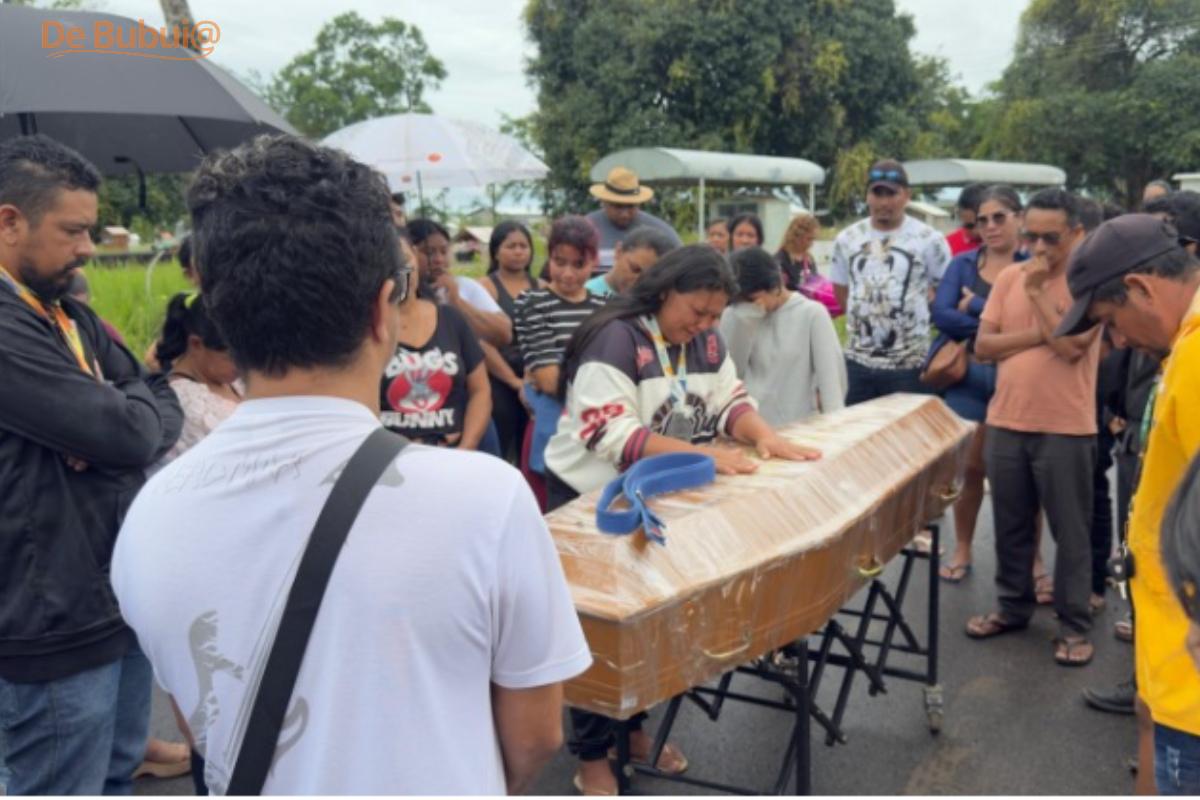 Enterro de Kerrison expõe dor e deixa pergunta que ainda não tem resposta