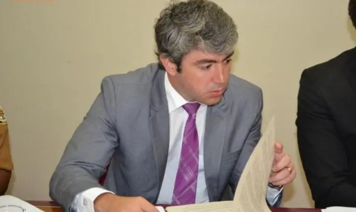 Paroxismo pressiona clã Furlan e irmão do ex-prefeito dribla afastamento do CNMP